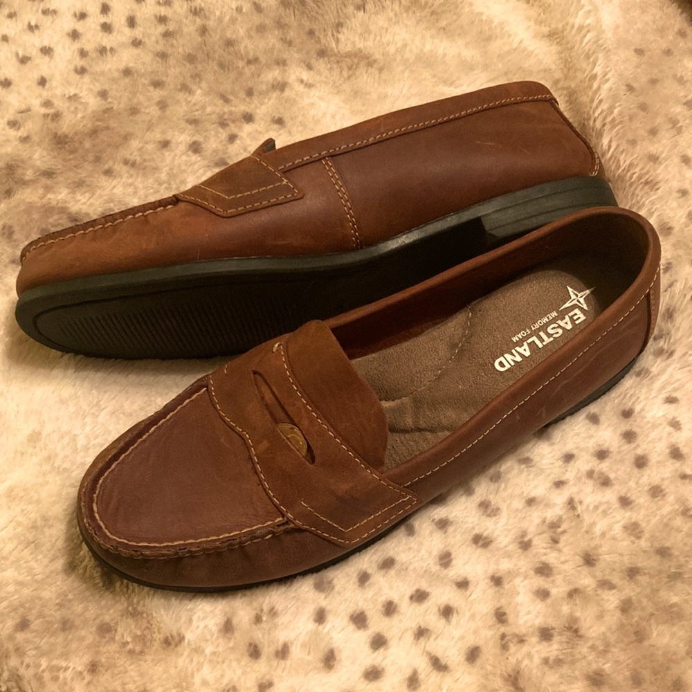 East land Classic ll Penny Loafers Like New Condition